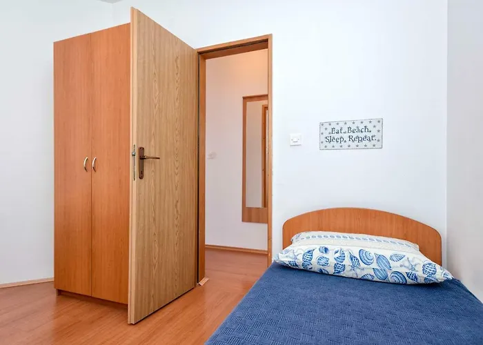 Anchor Apartments